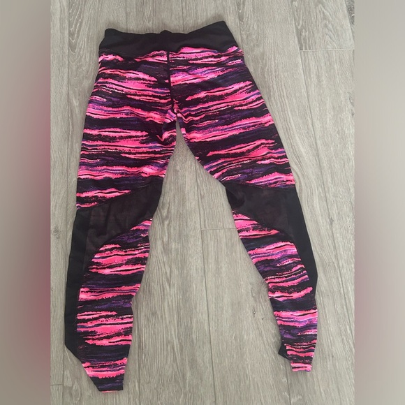 Rock and Rose Neon Pink Leggings with mesh panel - Picture 2 of 3